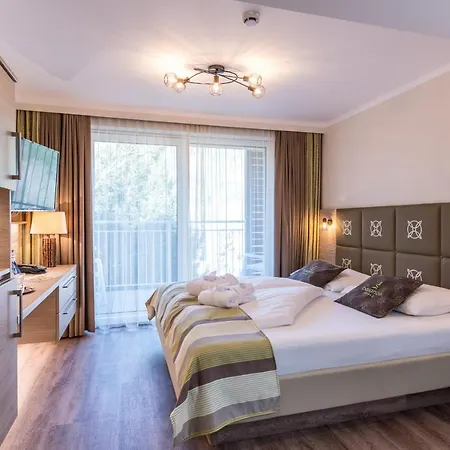 Balance - & Golf Am Woerthersee מלון 4*