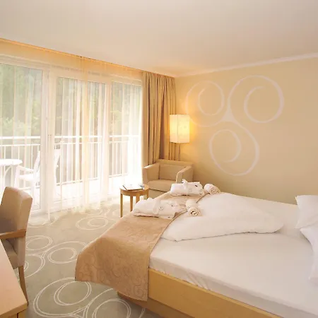 Balance - & Golf Am Woerthersee מלון Pörtschach am Wörthersee