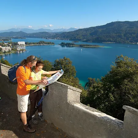 Balance - & Golf Am Woerthersee מלון 4*