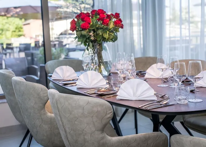 Balance - & Golf Am Woerthersee מלון