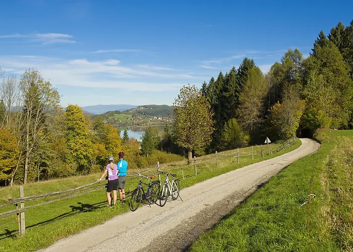 Balance - & Golf Am Woerthersee מלון 4*